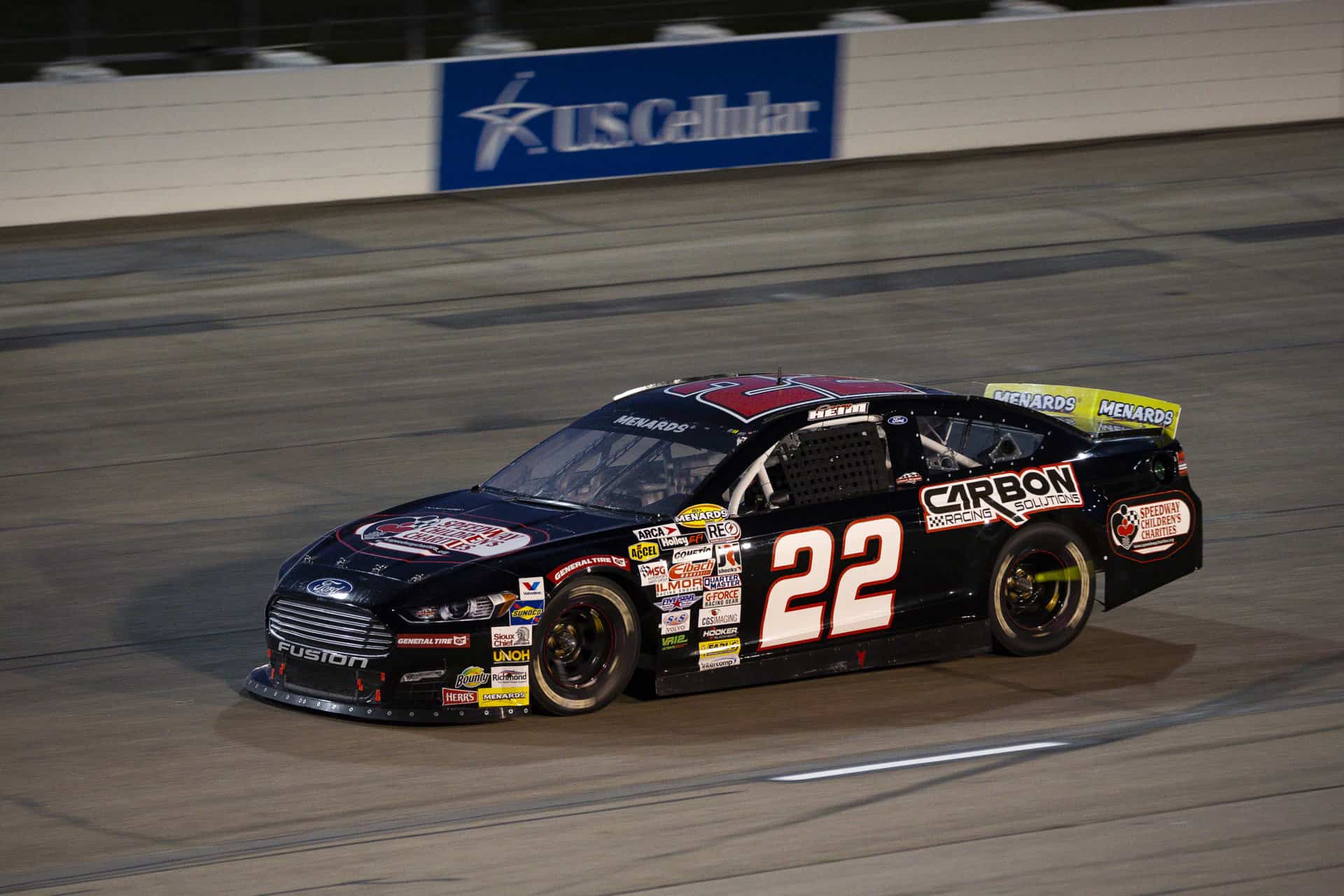 Read more about the article Iowa Speedway | Fans with Benefits 150 Race Recap 